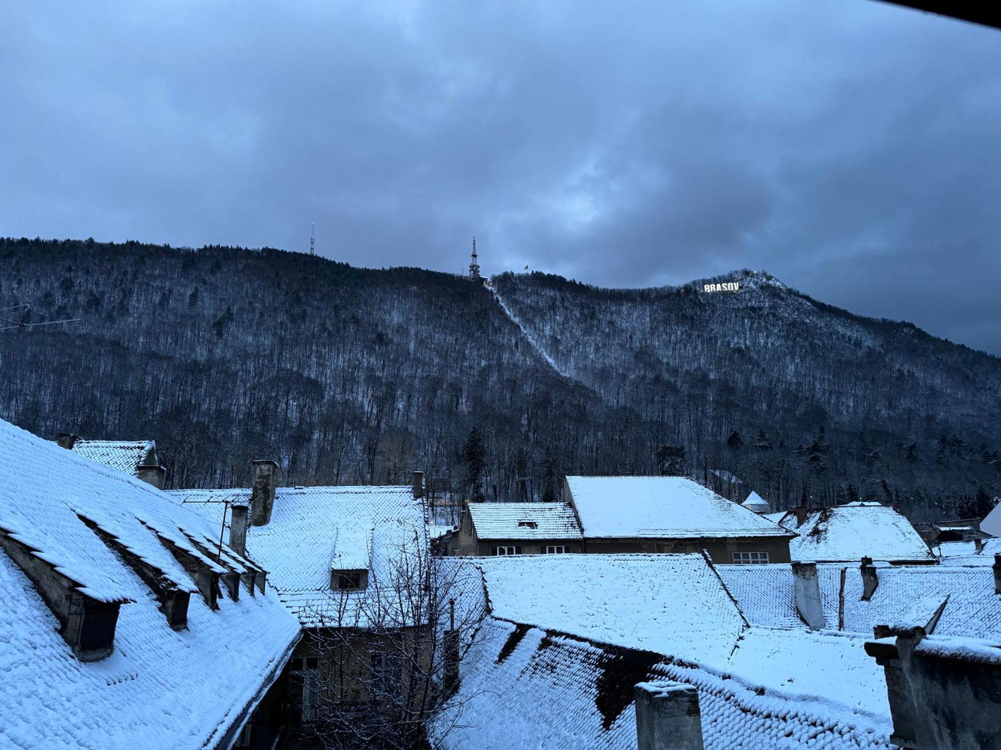 Appartamento Belle Vista Loft Braşov Esterno foto