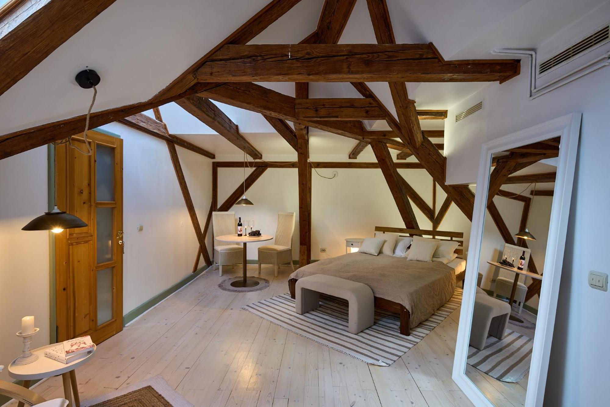 Appartamento Belle Vista Loft Braşov Esterno foto